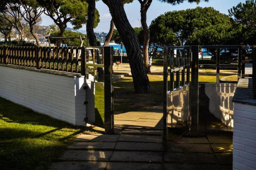 S'Abanell Central Park Blanes Bagian luar foto